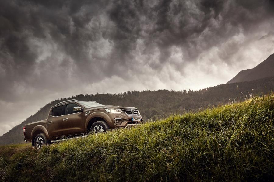  Renault Alaskan 2017 года  (WW) (фото 36 из 141)
